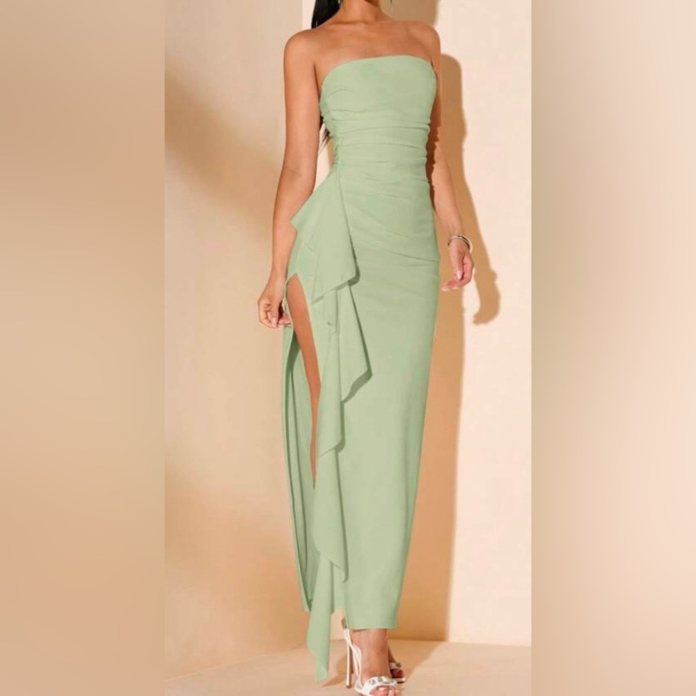 Green Sweetheart Asymmetrical Gown
